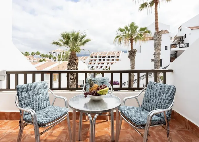 Home2book Americas & Pool