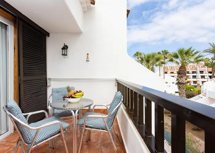 Home2book Americas & Pool *